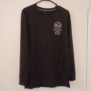 XL girls kids Art Class grey/white long sleeve South Dakota nature graphic shirt